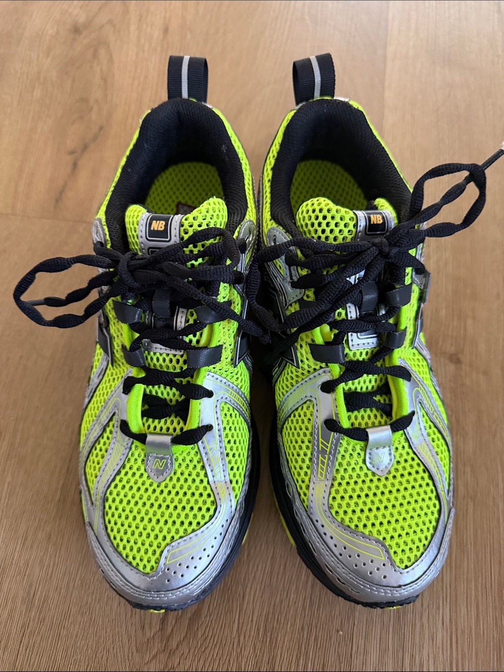 New Balance 1960R volt green and silver